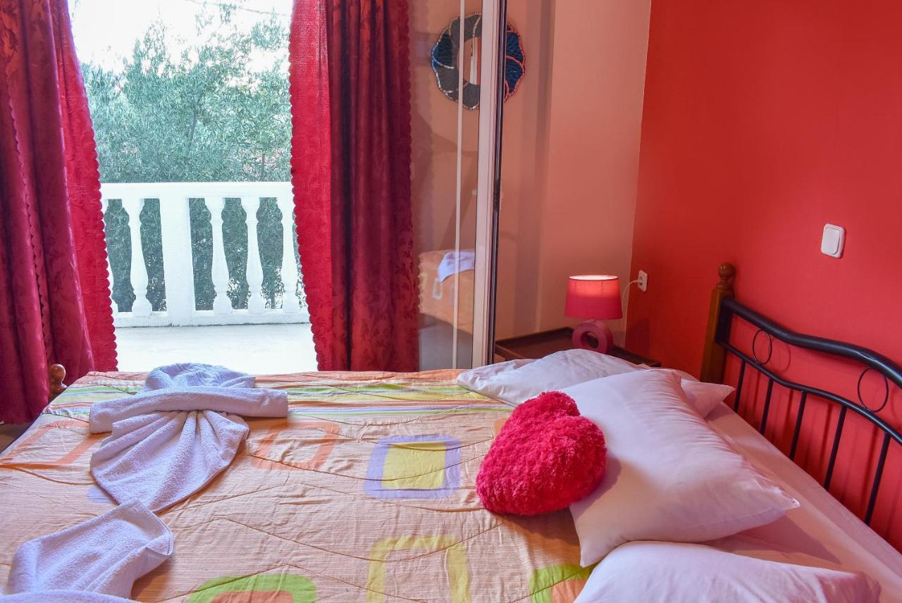 Vicky'S Village Private House Fiolítis Dış mekan fotoğraf